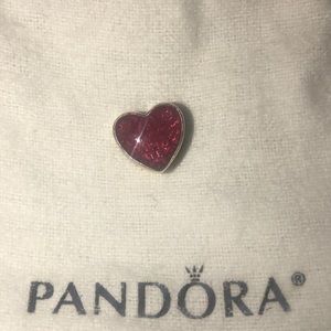Pandora Latin love heart
